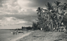 Baie du Tombeau Beach - Mauritius- 1960s